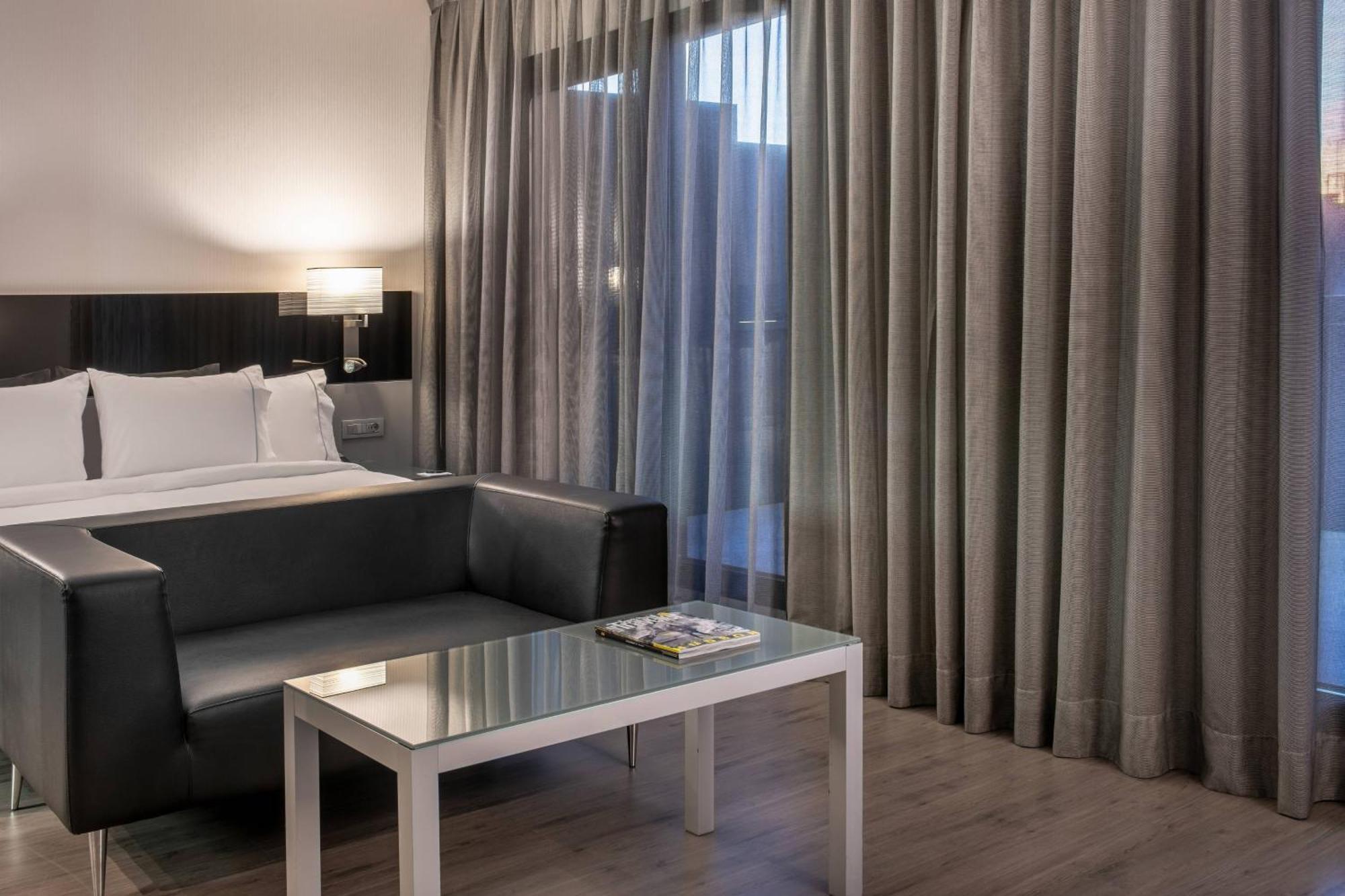 Ac Hotel Atocha By Marriott Madrid Luaran gambar
