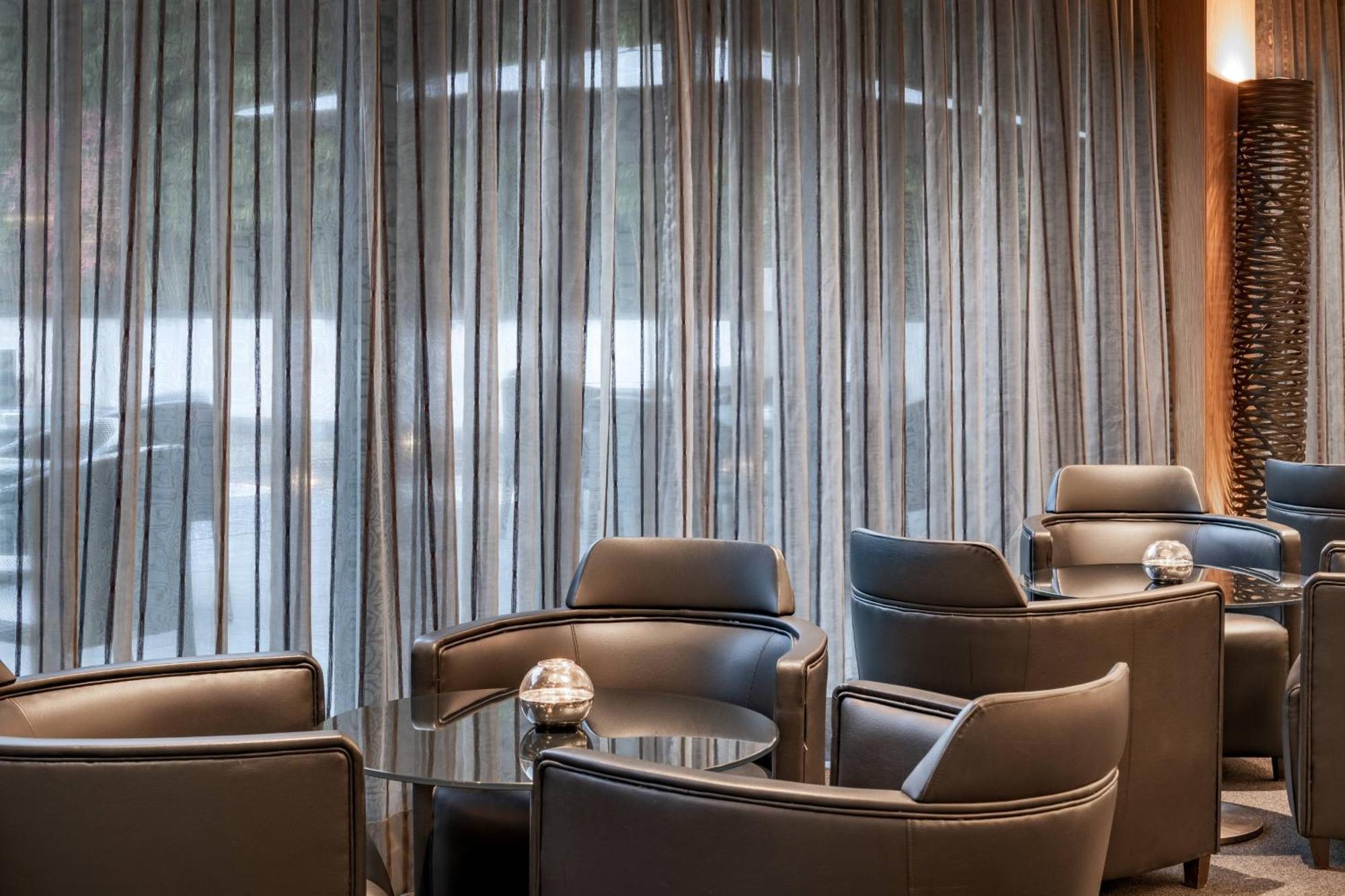 Ac Hotel Atocha By Marriott Madrid Luaran gambar
