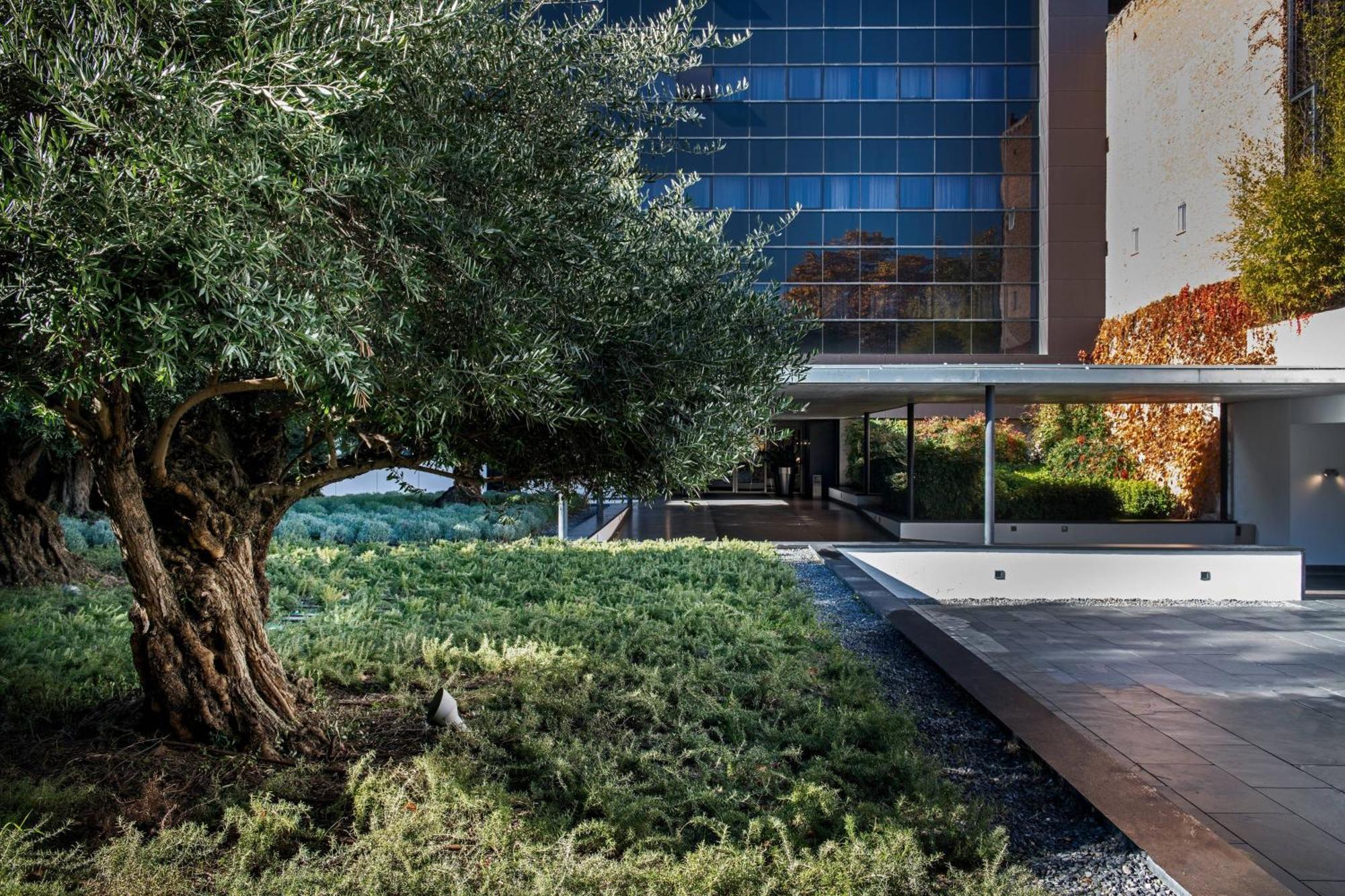Ac Hotel Atocha By Marriott Madrid Luaran gambar